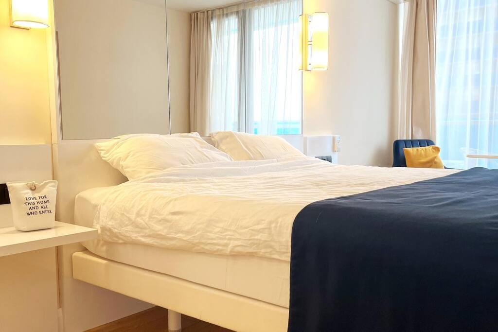 1-Bedroom Studio Apartment In Orbi City - Side Seaview Batumi Luaran gambar